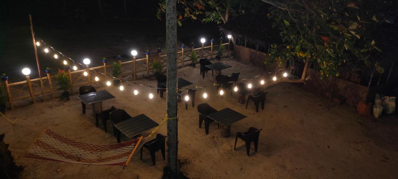 Marari Blue Whale Beach House Alappuzha Екстер'єр фото