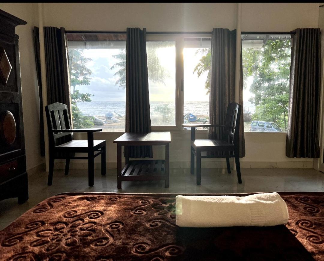 Marari Blue Whale Beach House Alappuzha Екстер'єр фото