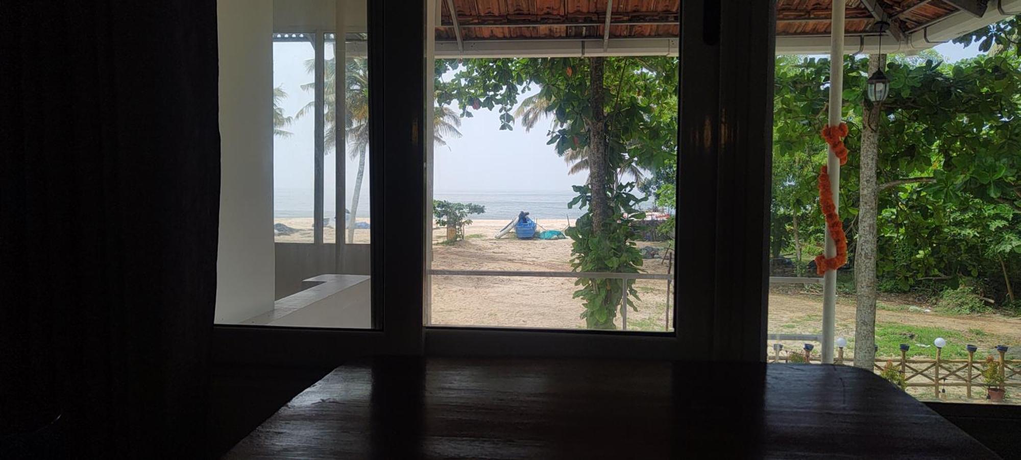 Marari Blue Whale Beach House Alappuzha Екстер'єр фото