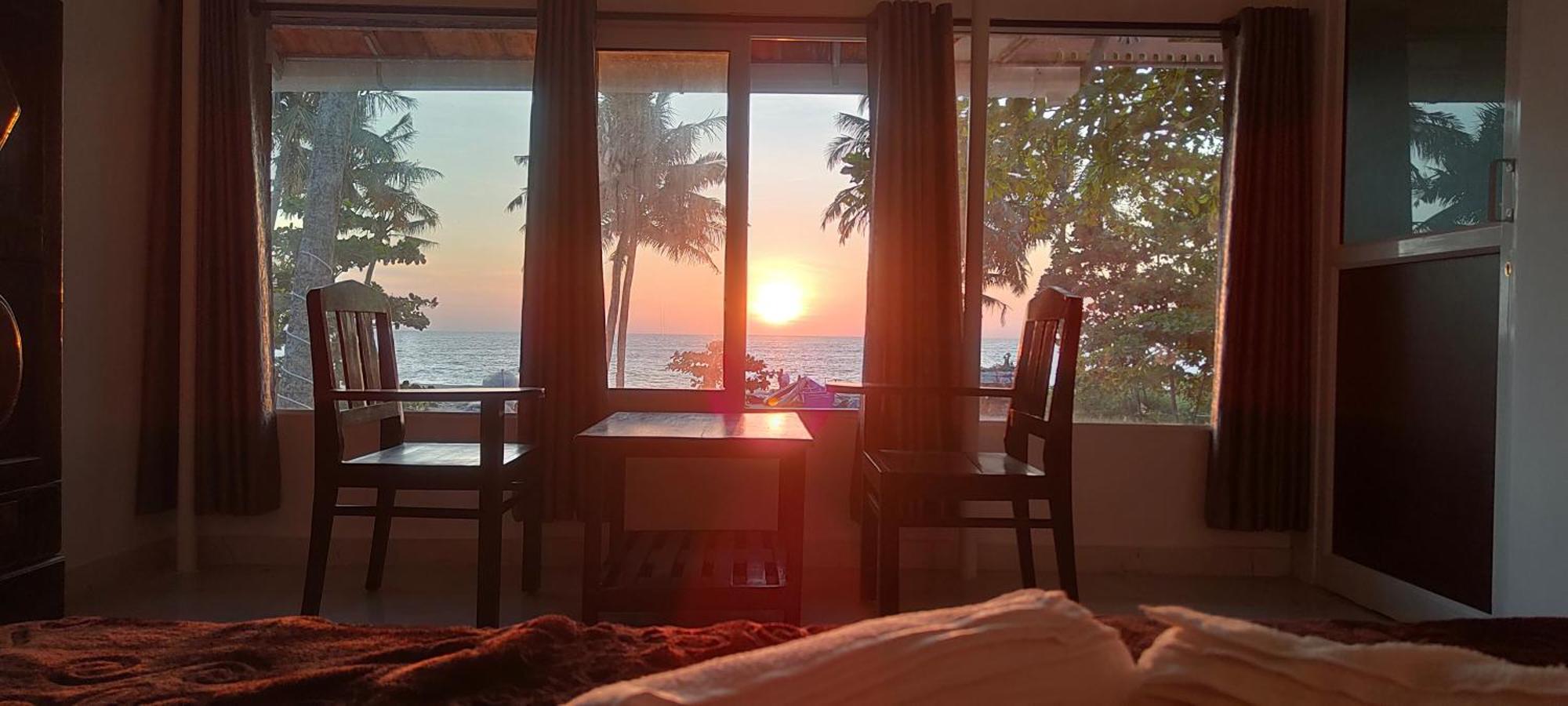 Marari Blue Whale Beach House Alappuzha Екстер'єр фото