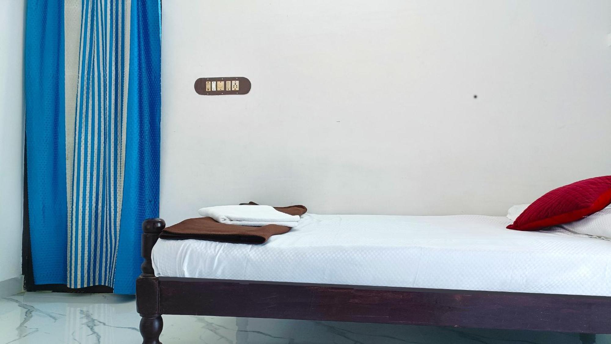 Marari Blue Whale Beach House Alappuzha Екстер'єр фото