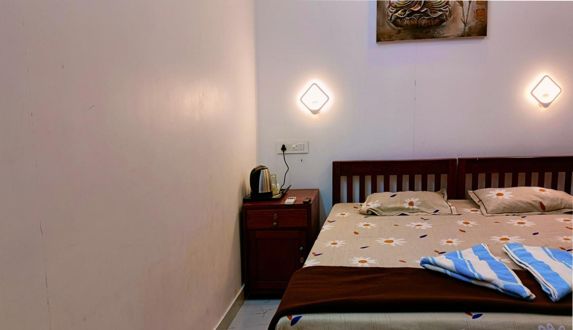 Marari Blue Whale Beach House Alappuzha Екстер'єр фото